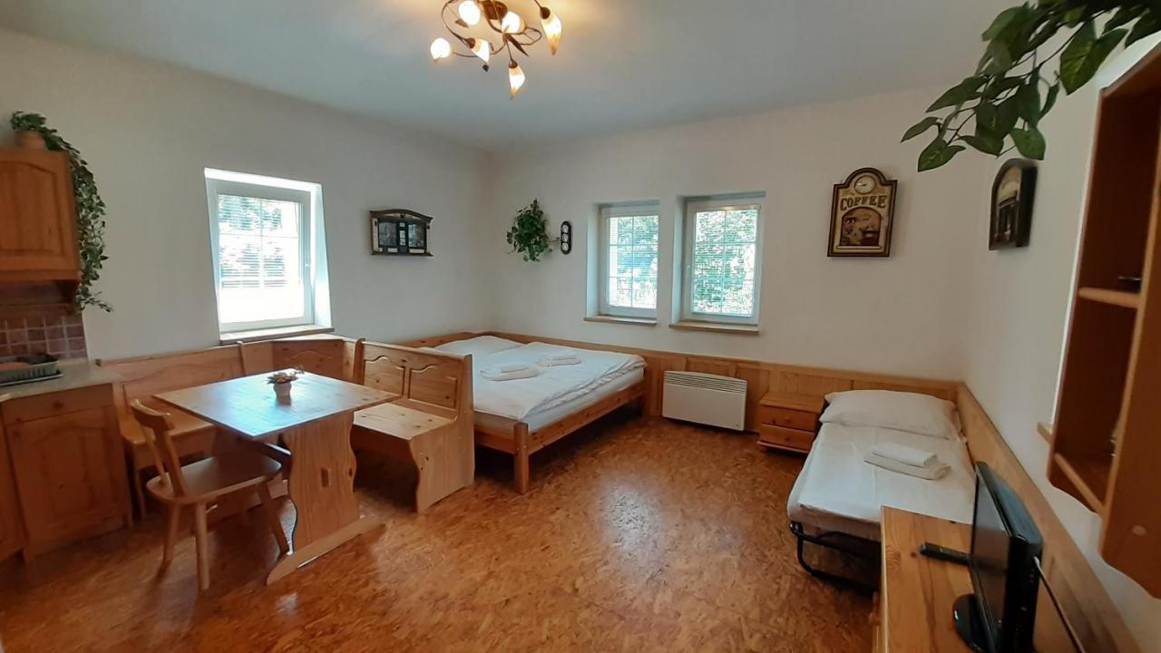 Resort Chribska Apartmany Adri Εξωτερικό φωτογραφία