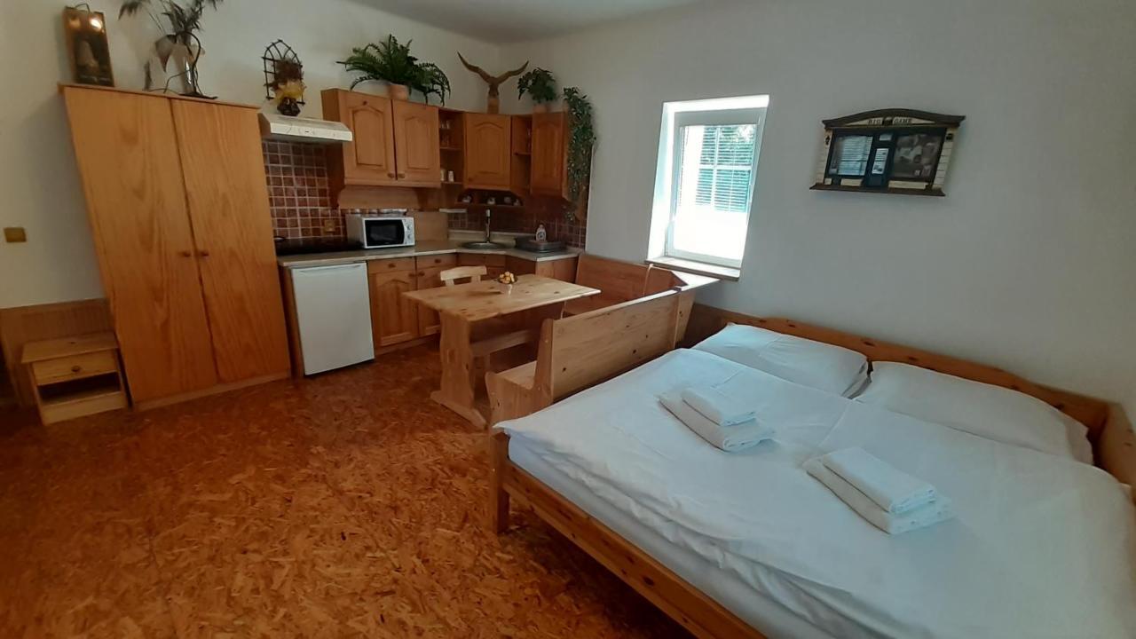 Resort Chribska Apartmany Adri Εξωτερικό φωτογραφία
