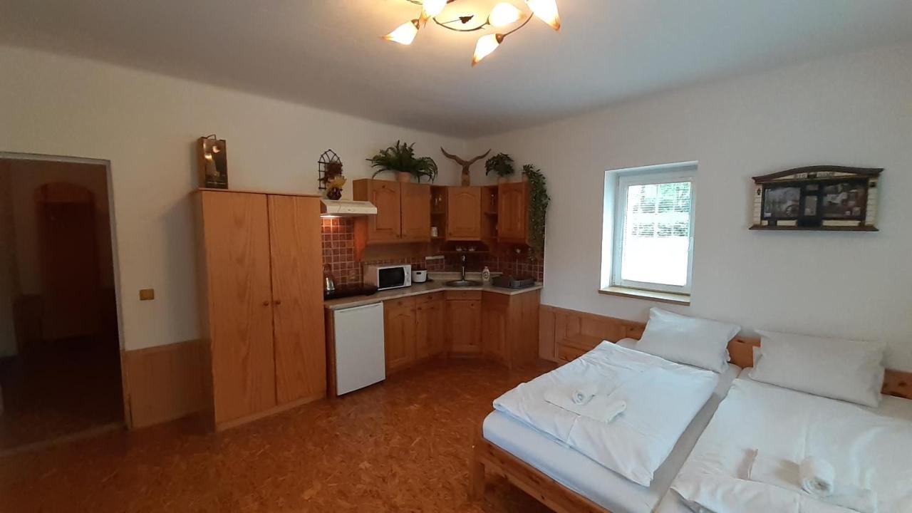 Resort Chribska Apartmany Adri Εξωτερικό φωτογραφία